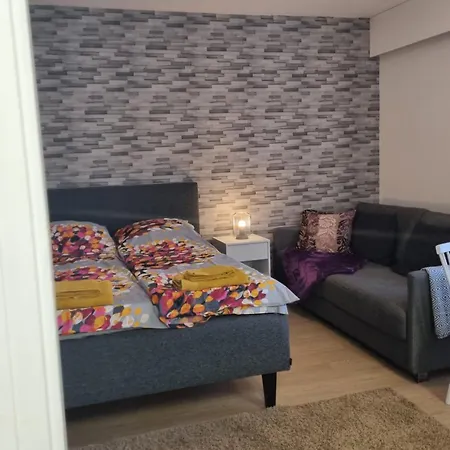 Apartment Kompakti Yksioe Numero 6 Pienkerrostalossa Pori