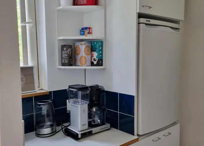 Kompakti Yksioe Numero 6 Pienkerrostalossa Apartamento *