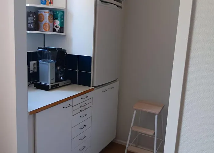 Apartamento Kompakti Yksioe Numero 6 Pienkerrostalossa *